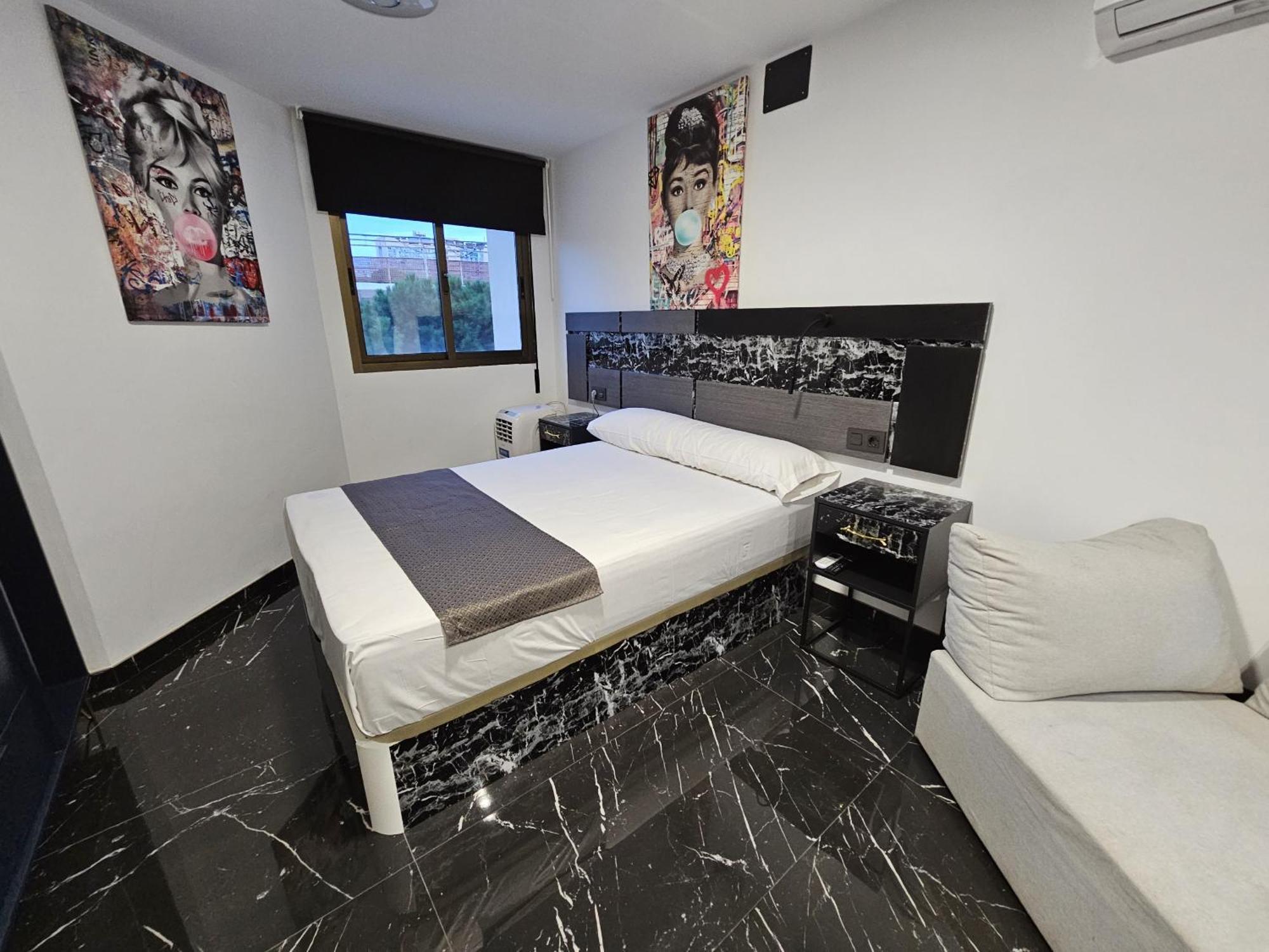 Apartamentos Benidorm Black エクステリア 写真