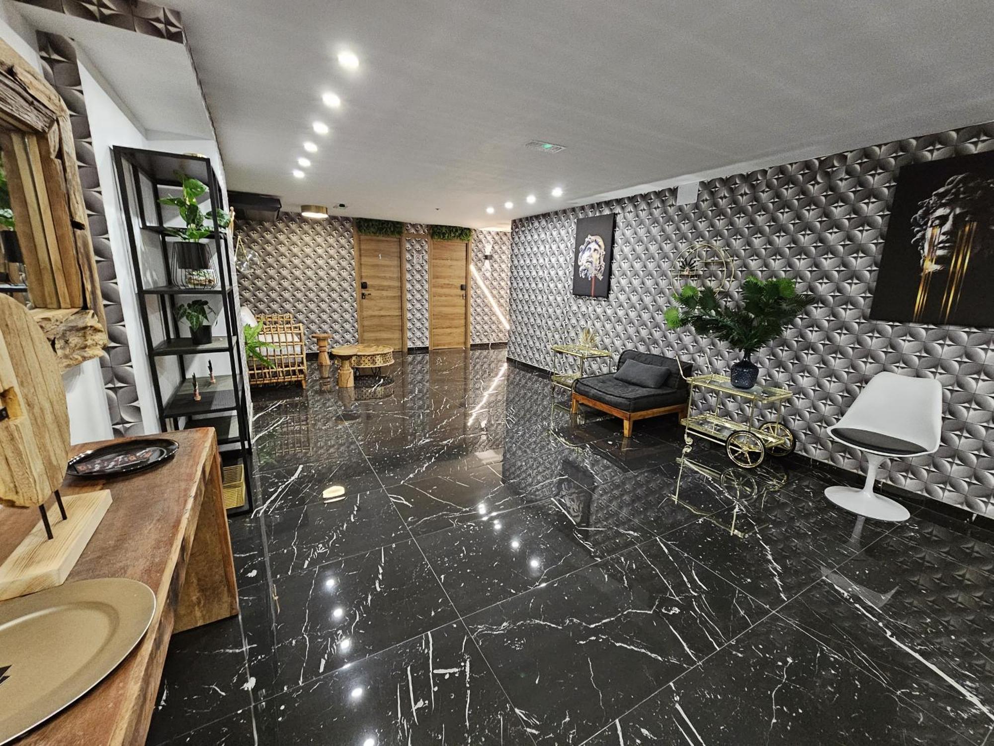 Apartamentos Benidorm Black エクステリア 写真